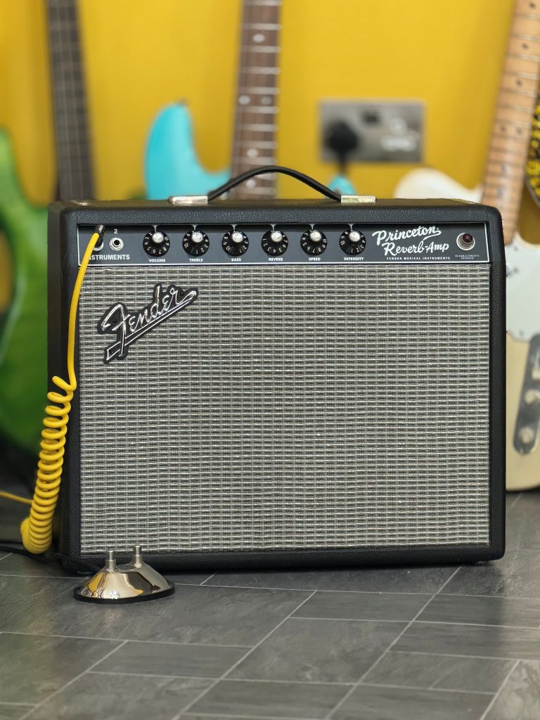 Plug in and play at EYES on St Albans.  Fender amp looking iconic
